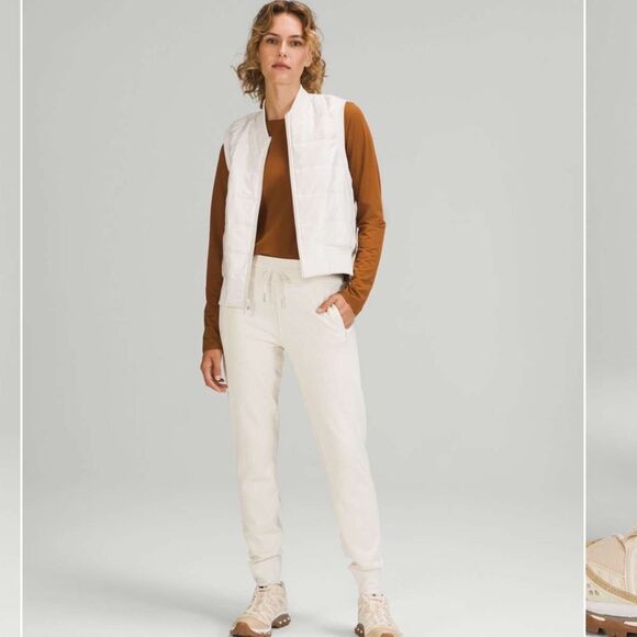 Lululemon Engineered Warmth Joggers - Picture 8 of 9